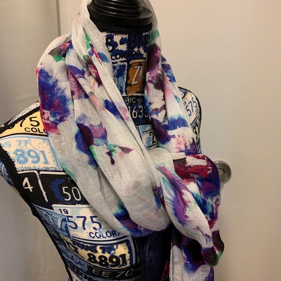 Coldwater Creek Viscose/Linen Blend Floral Print - Picture 8 of 9